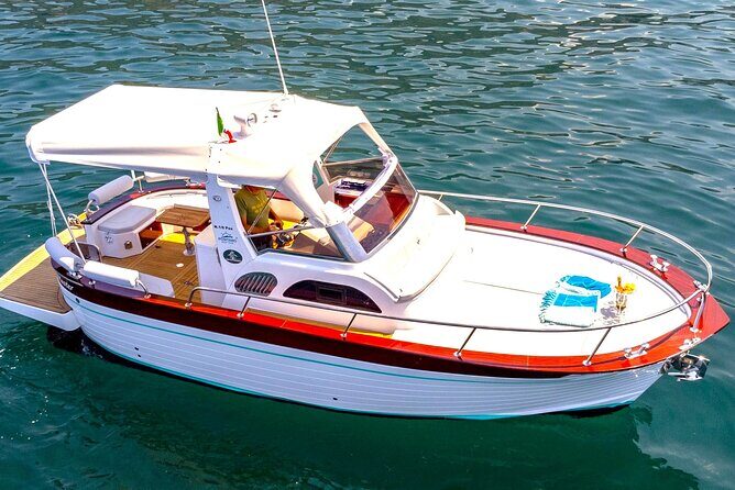 Full Day Private Boat Tour of Amalfi Coast from Amalfi - Positano with one hour to walk: where you do the shopping and the photos
