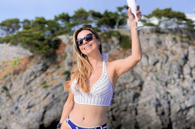 Full day Private Capri boat tour from Positano - What you get on board: snacks, drinks, scuba gear, and restroom access