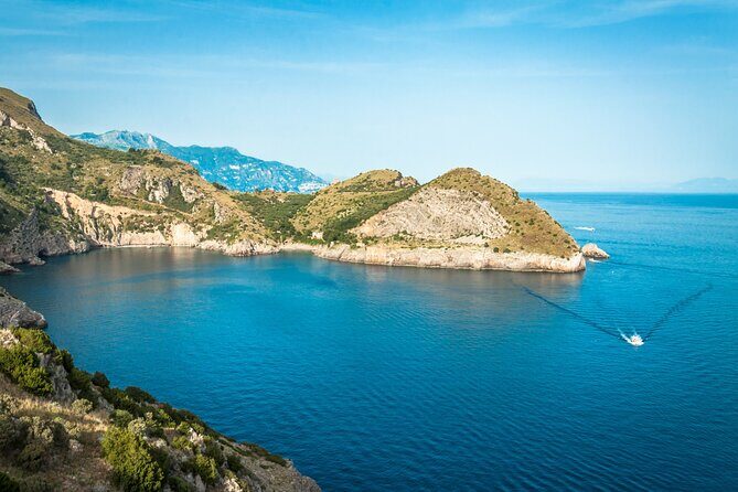 Full-Day Private Guided Tour to Amalfi Coast by Boat - Grotta dello Smeraldo: an optional emerald-cave visit