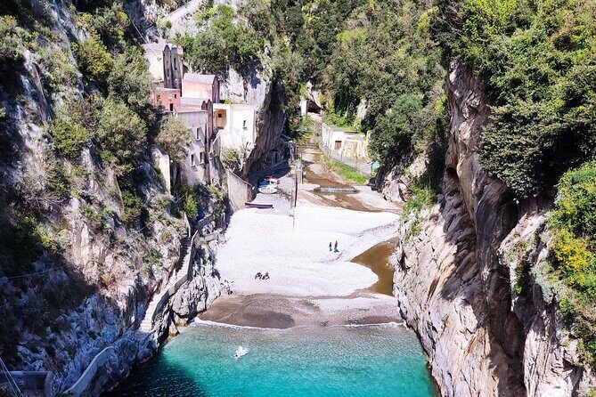 Full-Day Small Group Amalfi Coast Tour from Sorrento - Positano for about an Hour: Staircases, White Buildings, and Quick Choices