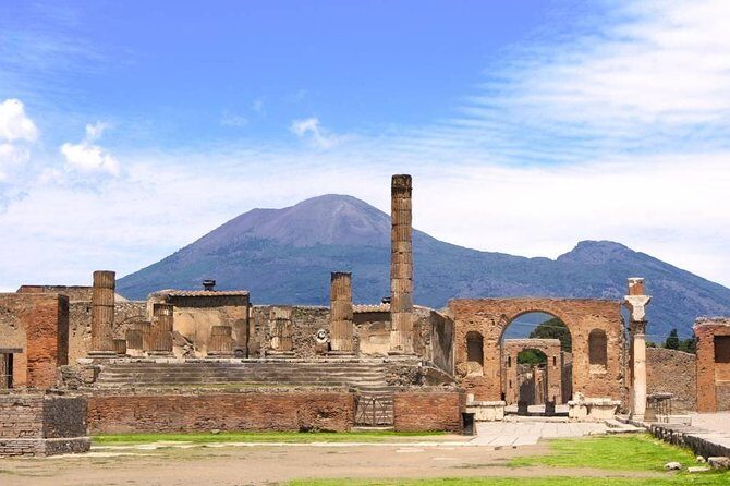Grand Tour to Pompeii (with private guide) & the Amalfi Coast from Rome & back - Pompeii First Stop: A Private 2-Hour Tour With a Licensed Official Guide