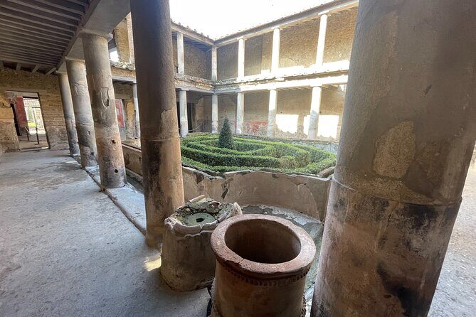 Guided Tour Pompeii And Vesuvius from Positano Skip the Line - Lunch not included: a small detail that affects your comfort