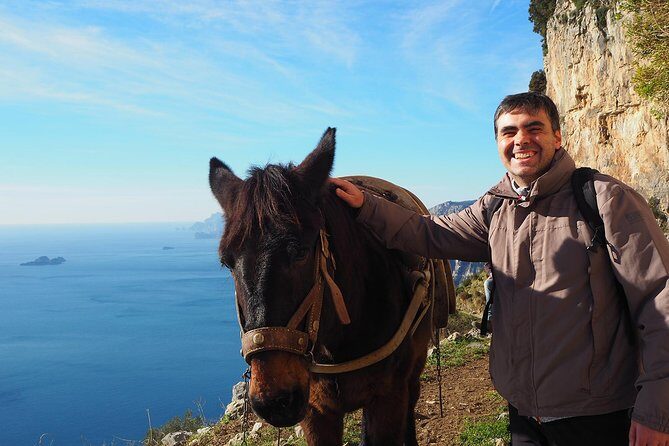 Half-Day Private Amalfi Coast Path of the Gods Hike with Lunch - What to wear and bring for a trail that is easy, not flat