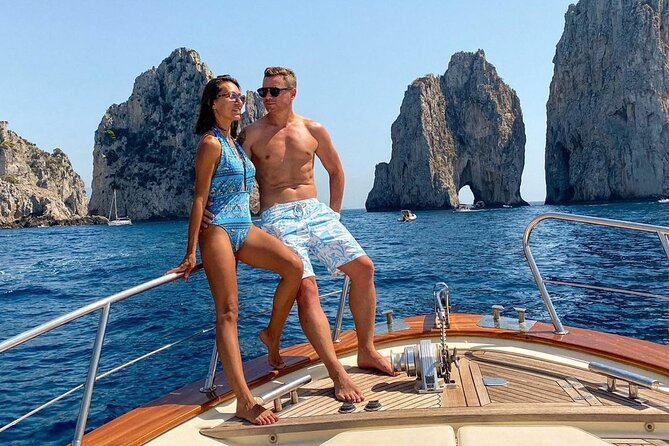 Half day to discover the fascinating island of Capri - How the boat setup makes a short day feel easy