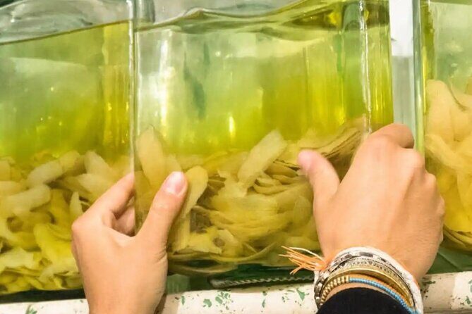 Learn how to make Amalfi limoncello - Small group lessons: why max 6 people is a big deal