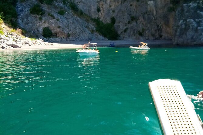 Luxury cruise from Salerno along the Amalfi Coast - Maiori swim bay: the first hit of clear water
