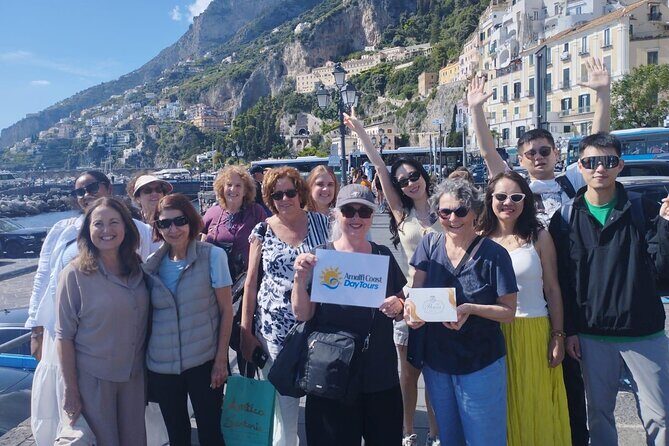 Luxury Personalized Amalfi Coast Tour: Full-Day with Pickup - Positano in one hour: Spiaggia Grande, Fornillo, Santa Maria Assunta, and shopping lanes