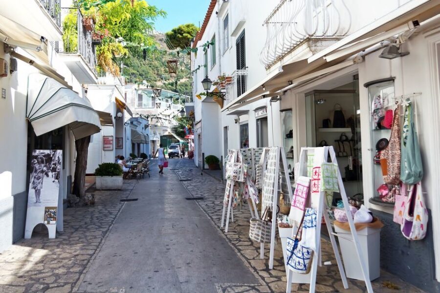 Naples: Full-Day Sorrento, Positano, and Amalfi Tour - Sorrento’s one-hour window: narrow streets and artisan shops
