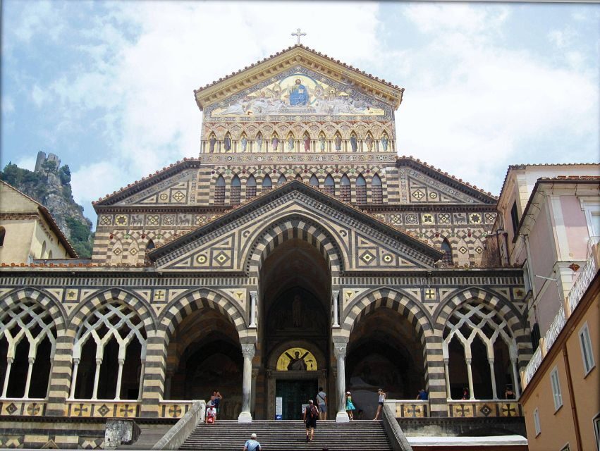 Naples: Private Amalfi Coast Day Tour - Lunch in Amalfi: your panoramic meal window