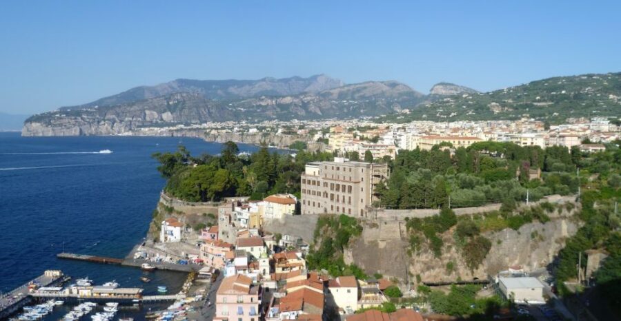 Naples: Sorrento, Amalfi Coast, Pompeii Trip from the Port - Positano and the Amalfi Coast: a photo stop with big payoff