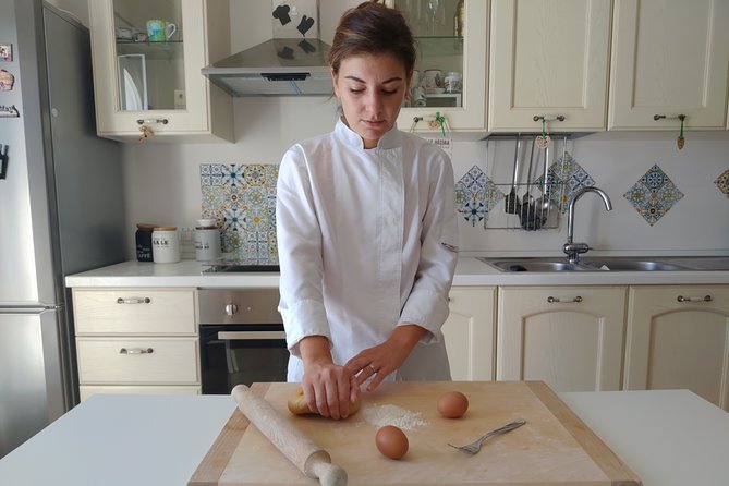 OnLine Genuine Cooking Class - Carla and Rocco guide the lesson in English
