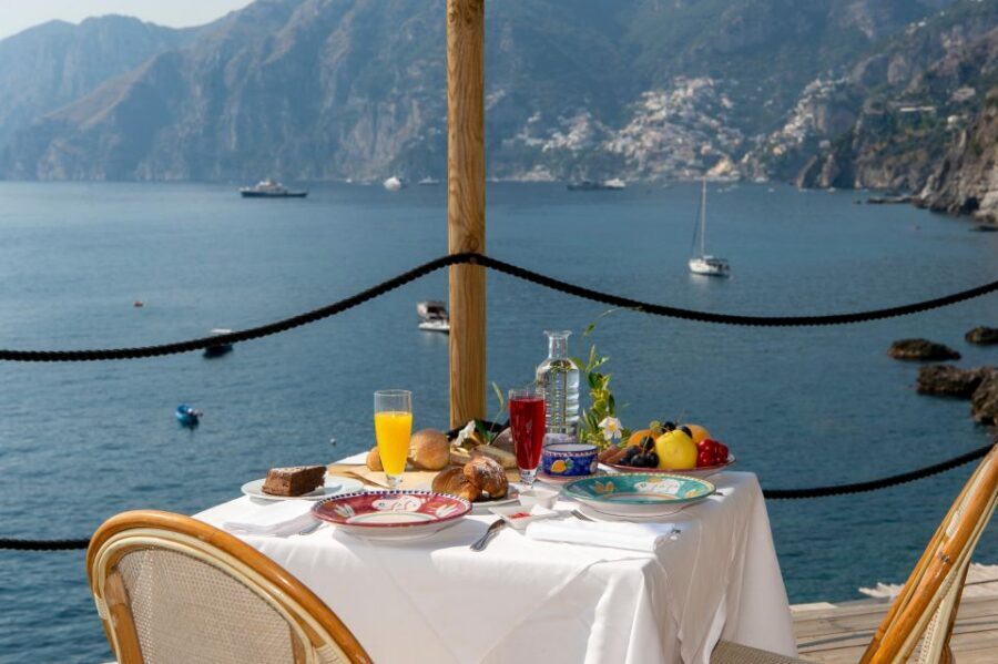 Pasta & Tiramisù: Cook, Lunch & Beach Day in Amalfi Coast! - The Morning Setup: Coffee and Cornetto, Then Apron On