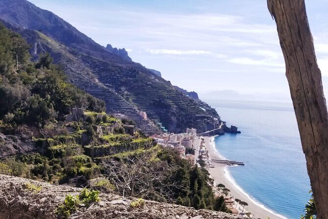 Path of the Lemons - Getting there and timing: meeting point to ferry-ready finish