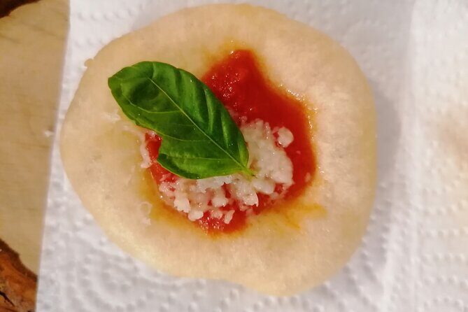 Pizza e Tiramisù class with local mum in Positano - Should you book this class in Positano?