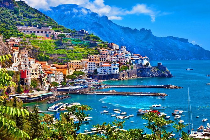 Pompeii and Amalfi Coast Day Trip from Naples - Pompeii walking time: how the guide helps you see the place
