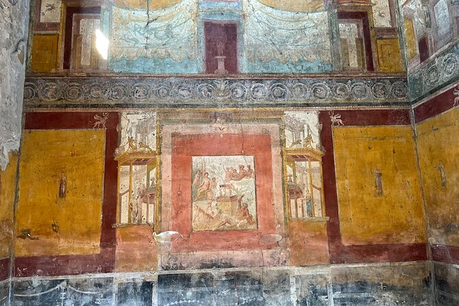Pompeii Guided Tour and Wine Tasting from Positano - Pickup in Positano: timing, confirmation, and what to watch for