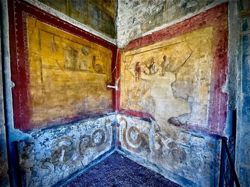 Pompeii-Vesuvius & Winery All Inclusive Tour From Positano - Getting Picked Up in Positano or Praiano (and What to Expect)