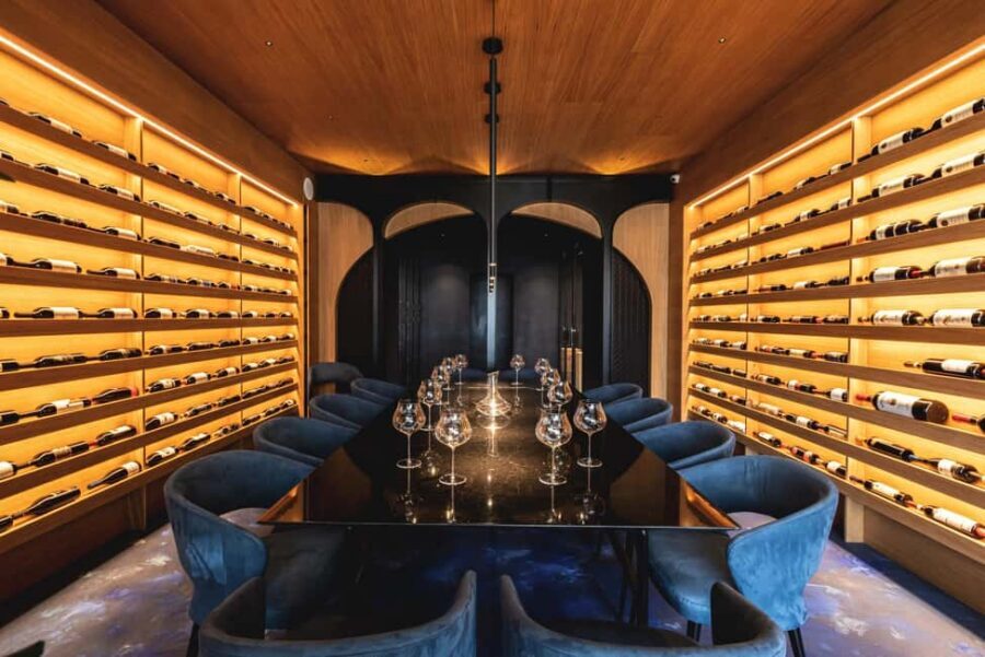Positano: a journey through local wines - Luigi’s sensory method: learn to read wine in minutes