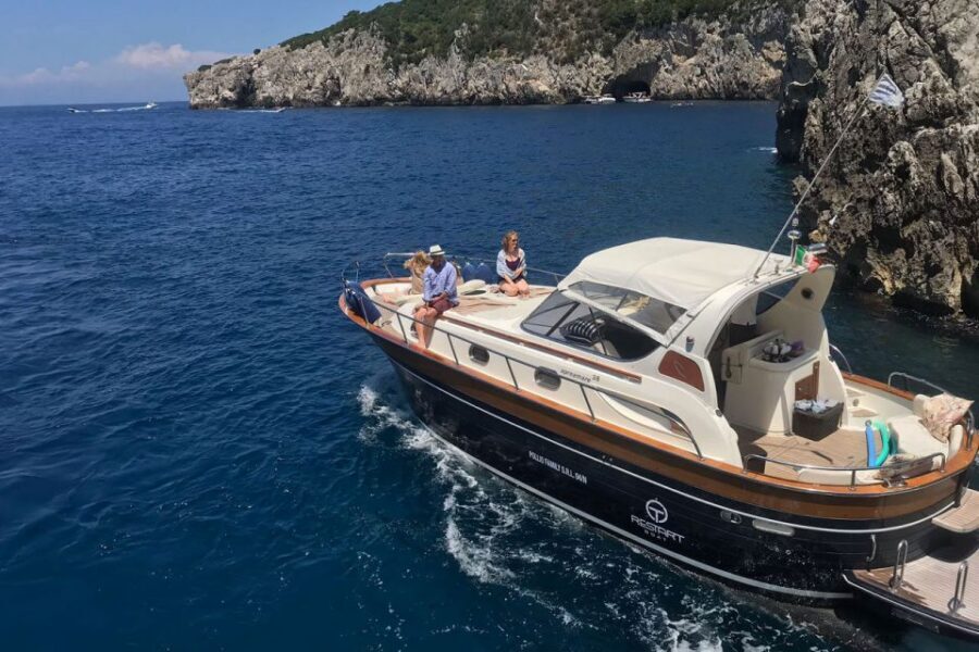 Positano: Amalfi Coast & Emerald Grotto Private Boat Tour - Drinks, Snacks, and Beach Towels: What You Actually Get on Board