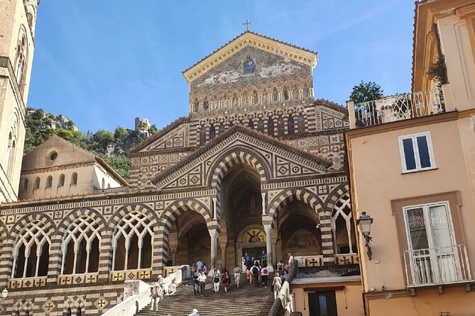 Positano and Amalfi Guided Tour by Sea from Naples - Positano: 2 Hours to Choose Your Own Style