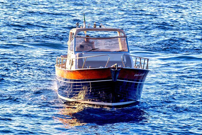 Positano e Amalfi exclusive cruise - Price and value: what $1,793.07 per group really means