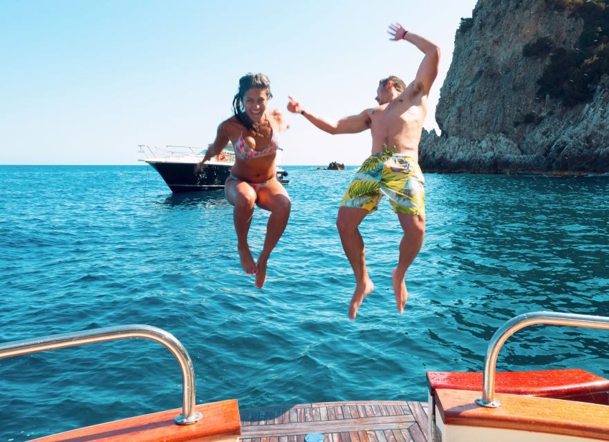 Positano: Small-Group Boat Excursion to Capri Island - Capri in One Long Day: What This Boat Trip Does Best
