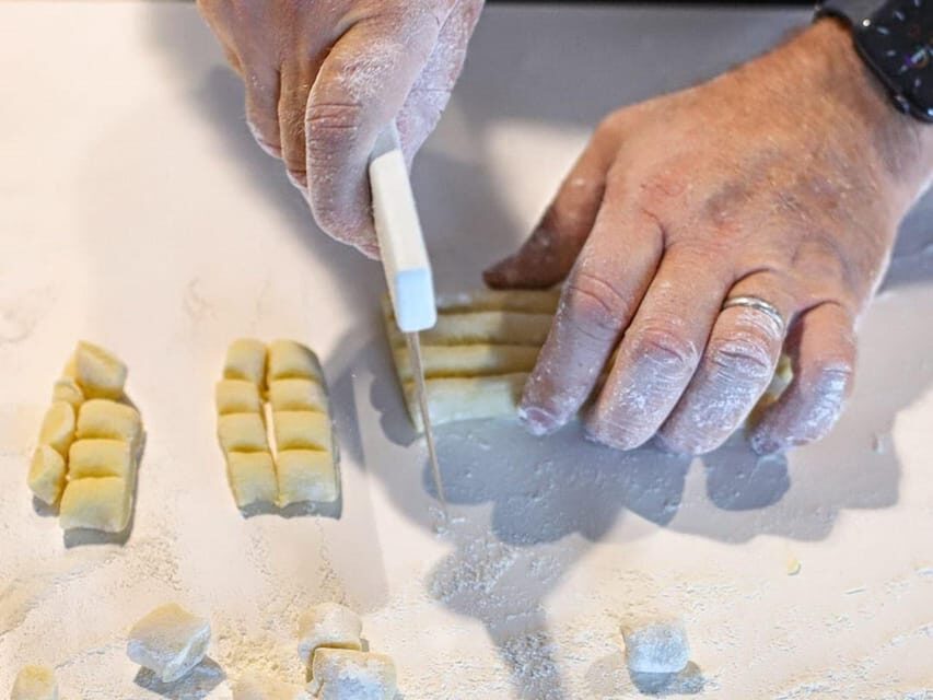 Positano: Small Group Cooking Class with Prosecco & Dessert - Dietary Options and Who This Class Fits Best