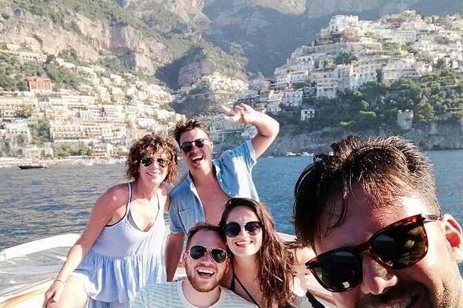 Positano to Capri Private Boat Tour – Scenic Mediterranean Cruise - Li Galli islands: sirens, myths, and a quick ticketed viewing window