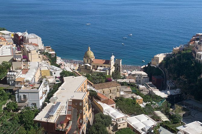 Positano Walking tour - The beach finale: Spiaggia di Positano Marina Grande