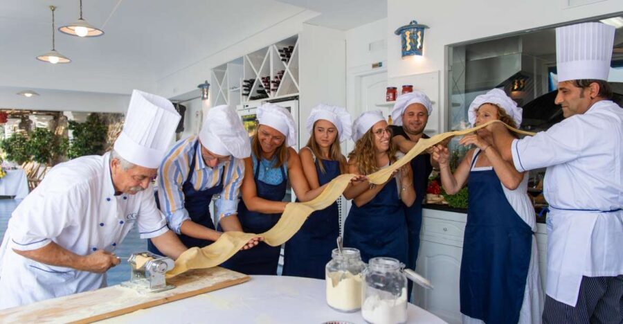 Praiano: Cooking Class with Dinner Overlooking the Sea - Key things that make this cooking class worth your time