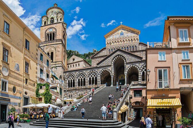 Private Boat Tour: 90 minutes in Amalfi Coast with snacks and drinks - Capo di Conca and the Saracen Tower View