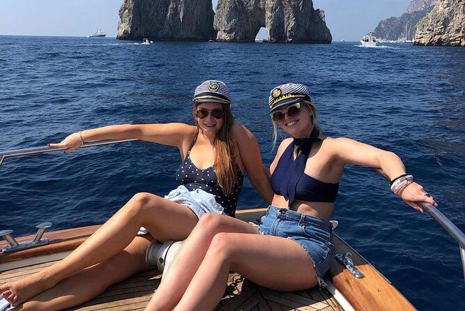 Private boat tour Capri & Positano - Positano Free Time: Browsing Without Getting Frazzled