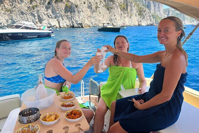 Private Boat Tour Costiera Amalfitana e Capri Esposito 28 Luxury - Sorrento Coast Stops: Bagni Regina Giovanna to Cala di Mitigliano