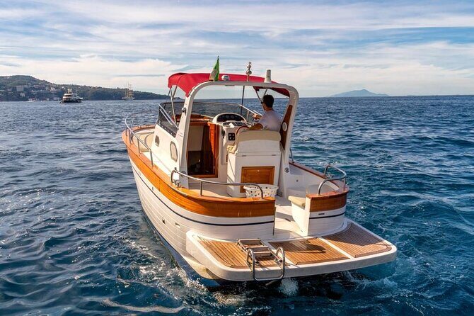 Private Boat Tour Sorrento to Positano & Amalfi–Typical Gozzo 750 - Key things to know before you go
