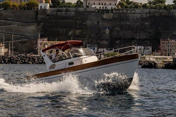 Private Boat Tour Sorrento to Positano & Amalfi–Typical Gozzo 750 - Amalfi Town vs. Sea Views: The Expectation Check That Saves the Day