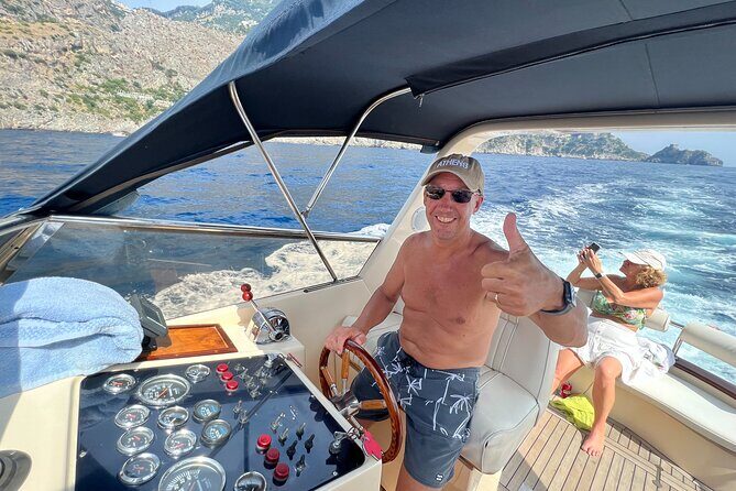 Private Boat Tour to Positano - Bagni Regina Giovanna: Roman ruins and a natural swimming pool