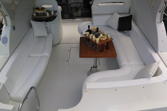 Private Cruise from Naples to Capri and Amalfi Coast - yacht 40' - Food and Drinks: Snacks Keep the Day Moving