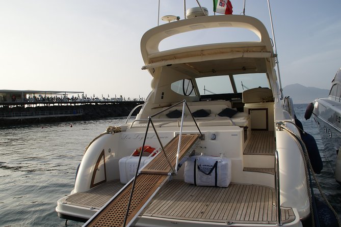Private Cruise from Naples to Capri and Amalfi Coast - yacht 50' - Why a 50-foot private yacht makes this route feel easier