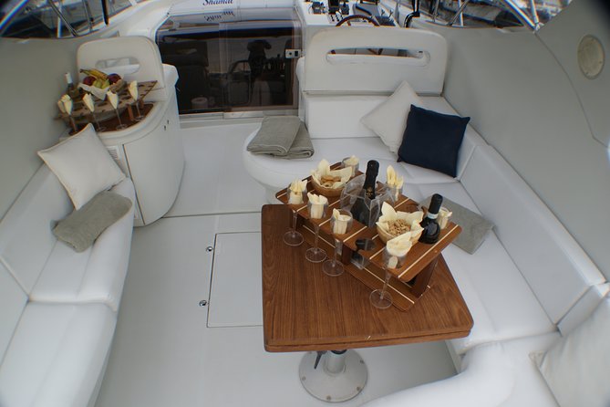 Private Cruise to Capri and Amalfi coast from Positano or Amalfi - yacht 40' - Capri by boat: the circuit that hits the famous spots