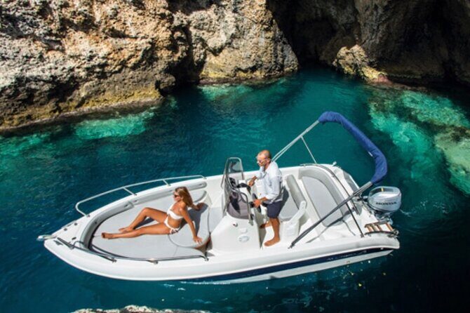 Private Day Boat Trip to Capri and Blue Grotto from Positano - What this Positano-to-Capri day trip is really like