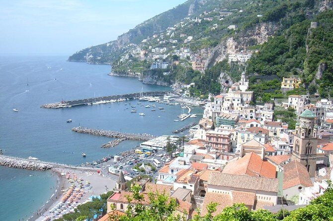 Private day tour on the Amalfi Coast - 4 to 6 pax - Amalfi stop: namesake town with real atmosphere