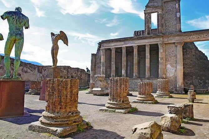 Private Excursion to Pompeii and Amalfi Coast from Naples Cruise Port or Hotel - What the Pompeii Guide Actually Changes for You