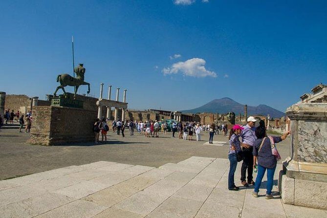 Private Pompeii & Amalfi Coast Shore Excursion from Naples Port - Sorrento: Cliffside Views and Lemon-Limoncello Moments