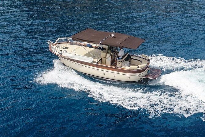 Private Scenic Boat Tour from Sorrento to Capri and Positano - Your 9:00am start from Via Marina Piccola and how the day flows