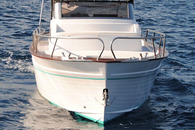 Private Scenic Boat Tour from Sorrento to Positano and Amalfi - Villa Pollio Felice, also called Queen Giovanna’s Baths