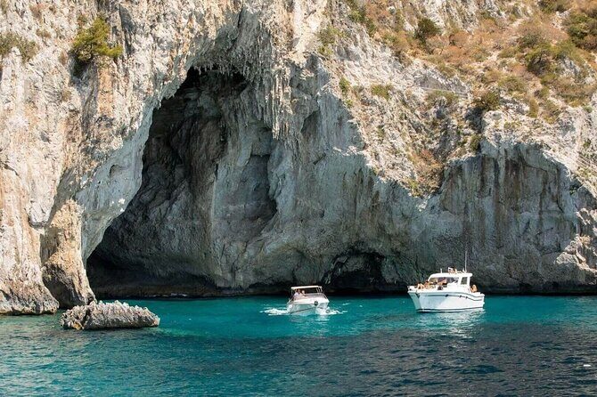 Private Tour of the Amalfi Coast and Pompeii - Sorrento Walk Time (90 Minutes): Alleys, Tasting, and a Lunch-Free Strategy