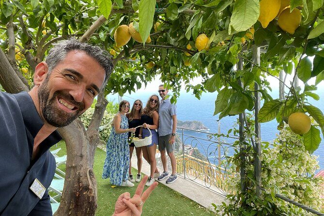 Private Tour Sorrento, Amalfi Coast, and Pompeii from Naples - Positano in one hour: what to do on the steep paths