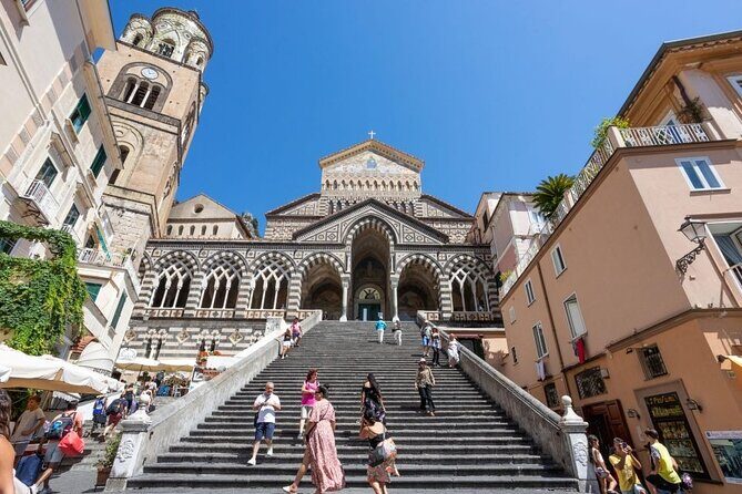 Private Tour to Amalfi Coast and Sorrento from Naples with Driver - How the 8-hour rhythm works for real people