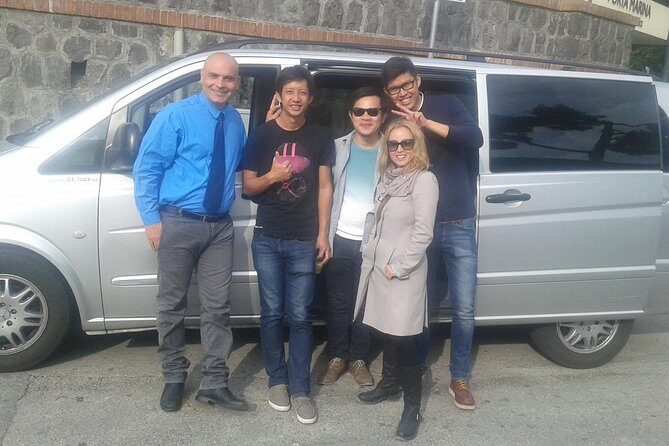 Private transfer from Amalfi to Naples - Your chauffeur: English support, plus practical communication tricks