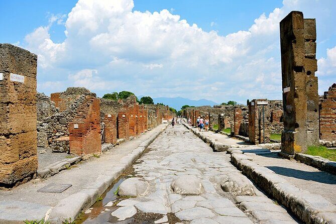 Private Transfer from Naples to Positano with Pompeii Ruins - Key highlights